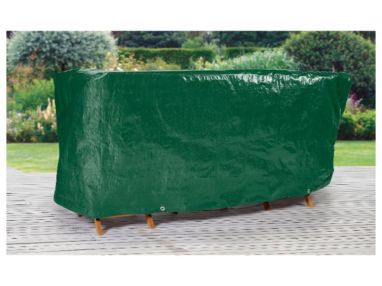 Groene beschermhoes voor tuinmeubelen.