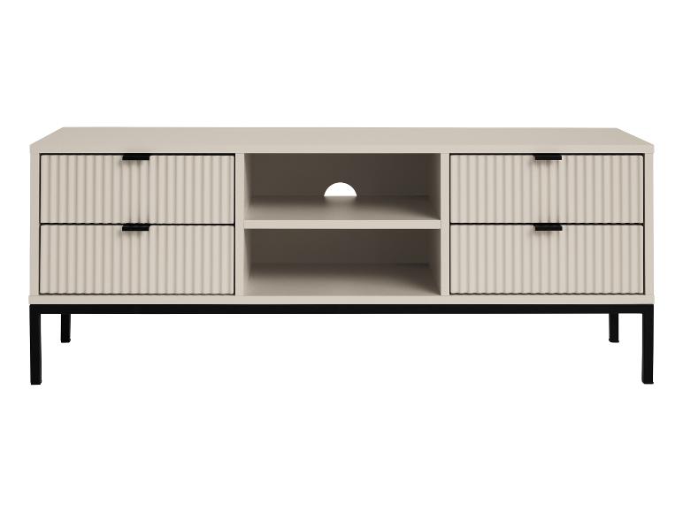 Lichtbeige tv-meubel met geribbelde lades, zwarte handgrepen en poten.