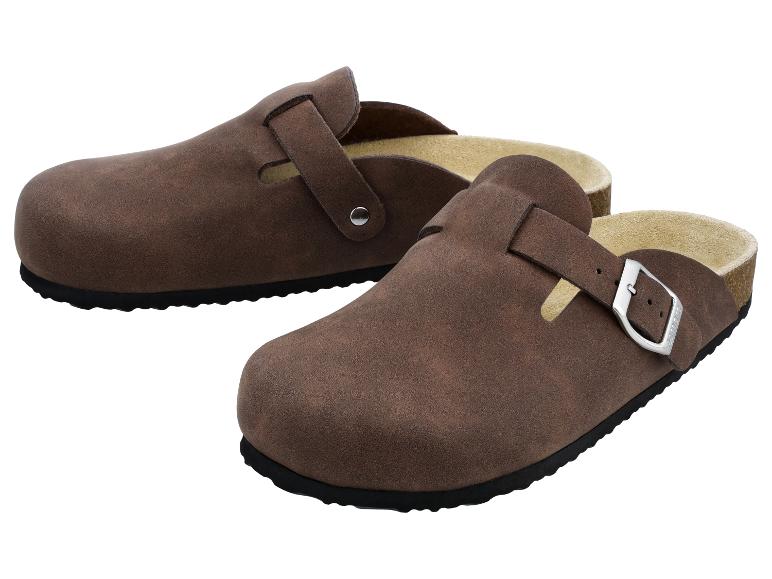 Bruine klompen met gesp