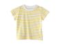 Baby T-shirt met korte mouwen en gele en witte strepen.