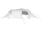 Een witte Tambu-tent met groene touwen.