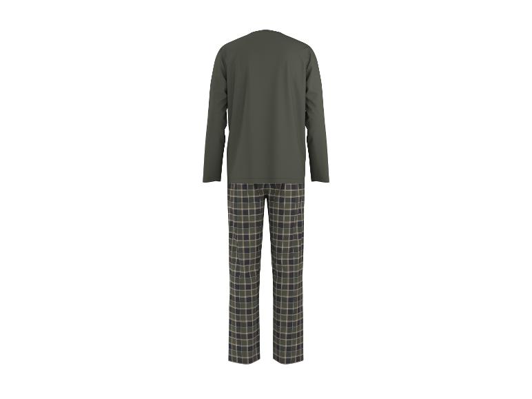 Herenpyjama: groen shirt met lange mouwen en geruite broek.