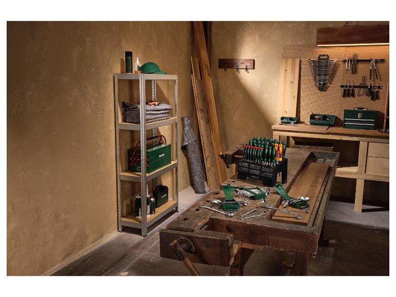 PARKSIDE® huishoudrek in een werkplaats vol gereedschap
