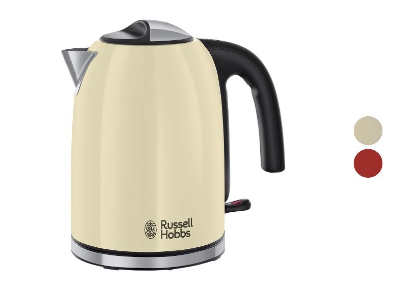 Een crèmekleurige waterkoker van Russell Hobbs met een zwart handvat.