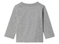 Een grijs shirt met lange mouwen voor baby's.