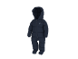 Marineblauwe baby sneeuwpak met capuchon en een klein berenembleem op de borst.