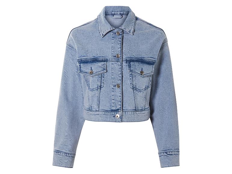 Lichtblauw cropped jeansjack.