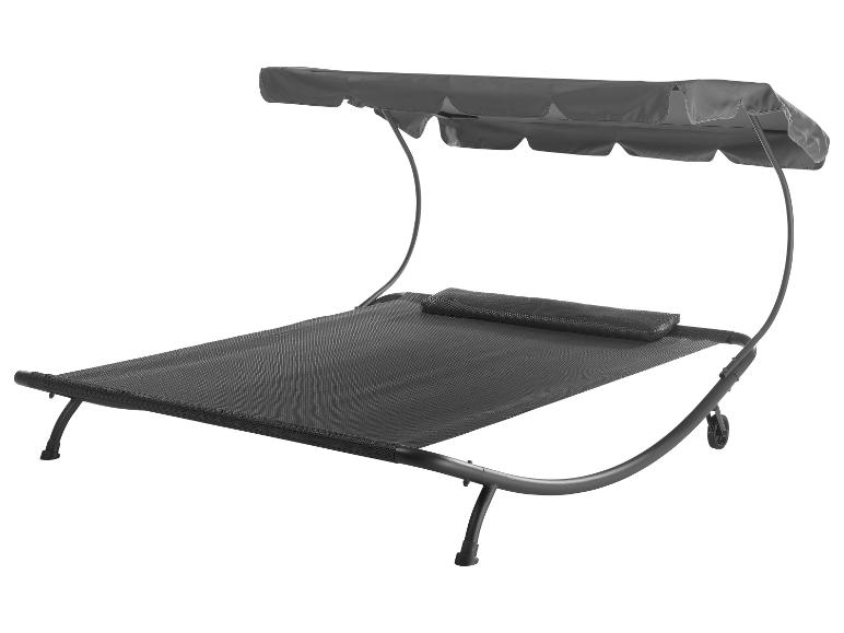 Grijze ligstoel met zonnescherm en hoofdkussen