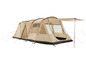 Een beige tent met een luifel, geschikt voor kamperen.