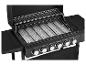Zwarte gasbarbecue met zes branders, kookroosters en zijplanken.