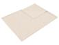 Zachte lichtbeige fleece deken, netjes opgevouwen