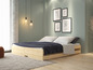 Een houten bedframe met een donkerblauw dekbed in een moderne slaapkamer.
