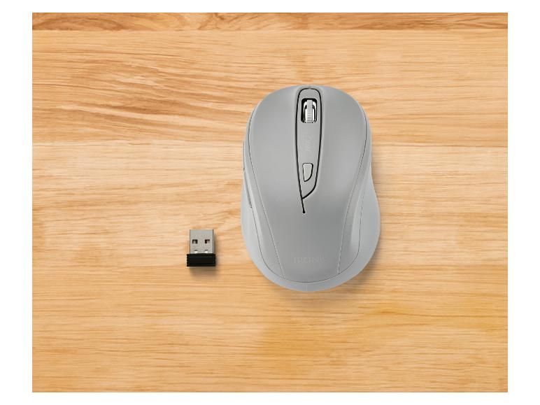 Tronic draadloze muis en USB-ontvanger op houten achtergrond.