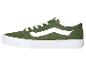 Groene sneakers met witte veters en witte zool