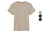 Korte mouw linnen T-shirts in beige, zwart en donkergroen.
