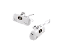 Twee witte 15W powerbanks met geïntegreerde kabels en digitaal display.