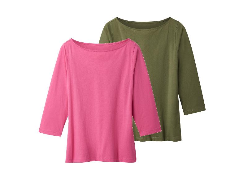 Twee dames tops met 3/4 mouwen, één roze en één olijfgroen.