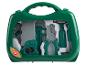 Groene gereedschapskoffer Playtive voor kinderen, inclusief hamer, schroevendraaier en sleutel.