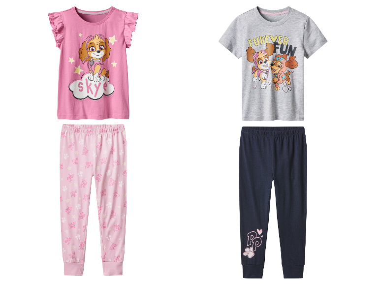Afbeelding van twee Paw Patrol pyjama's voor meisjes.