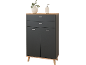 Zwarte kast met lades en deuren, met houten blad en poten, versierd met een vaas en zeepdispenser.