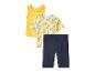Kinderkledingset met gele top, T-shirt met citroenprint en blauwe korte broek.