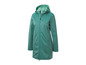 Een groene softshell jas met capuchon
