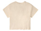 Een beige t-shirt met korte mouwen.