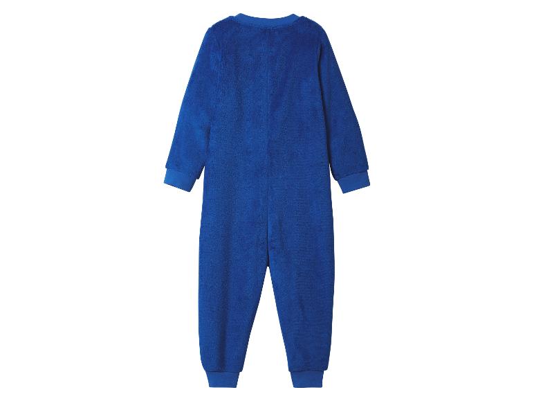 Blauwe kinderfleece-onesie, achteraanzicht.