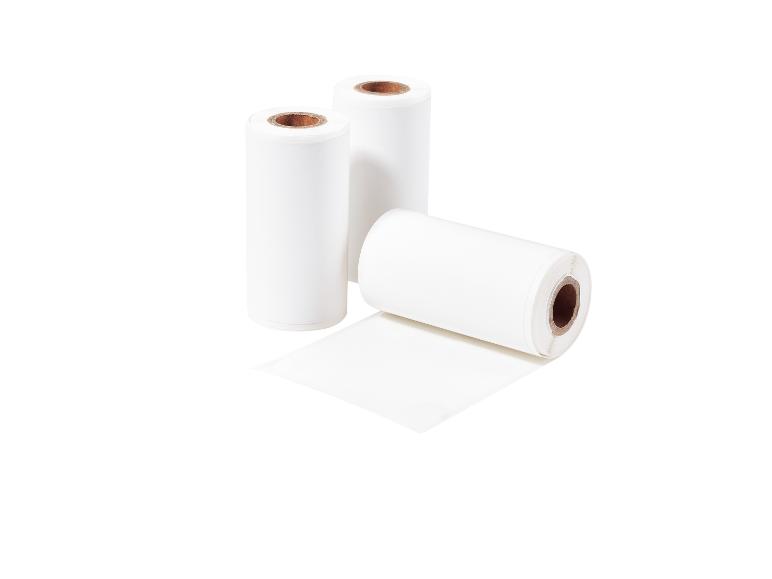 Drie rollen wit thermisch papier voor kassa's of labelprinters.