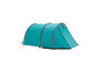 Een turquoise campingtent met gele touwen.