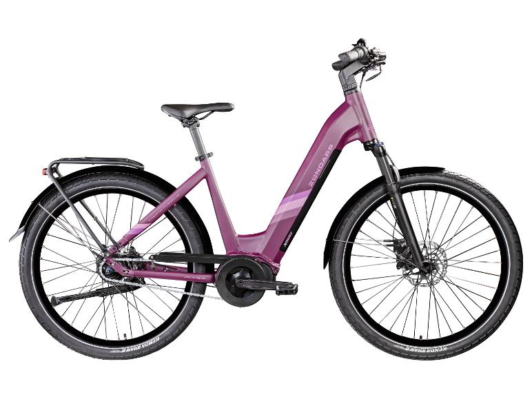 Een paarse Zündapp X800 elektrische fiets met bagagedrager en spatborden.