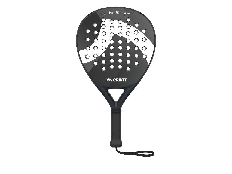 Zwart padelracket met witte en grijze accenten, geperforeerd oppervlak en polsbandje.