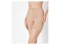 Beige shorts en ondergoed.