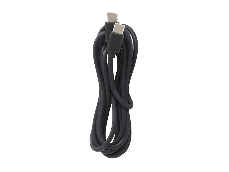 Opgerolde zwarte USB-C oplaadkabel.