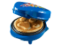 Paw Patrol-thema wafelmaker met een wafel in de vorm van een poot.