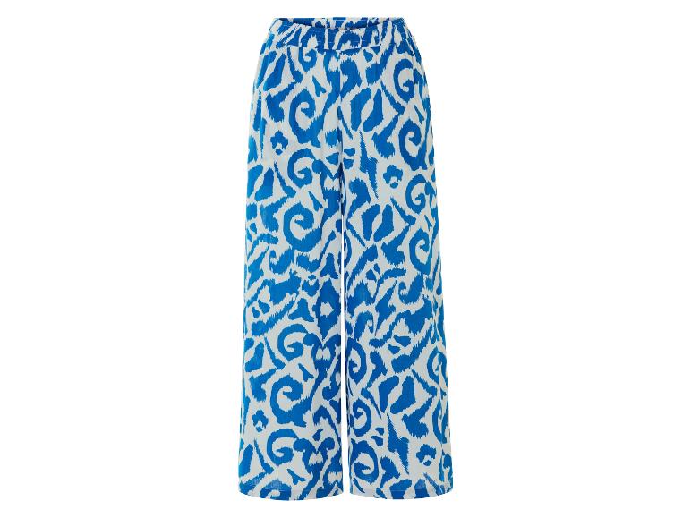 Wijde broek met blauw-witte print.