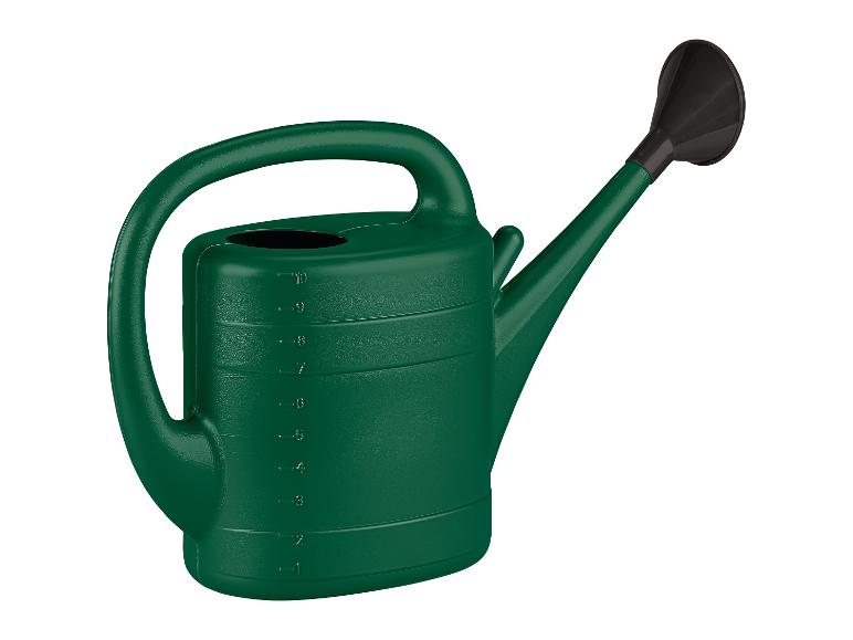 Groene gieter met zwarte sproeikop en meetschaal aan de zijkant