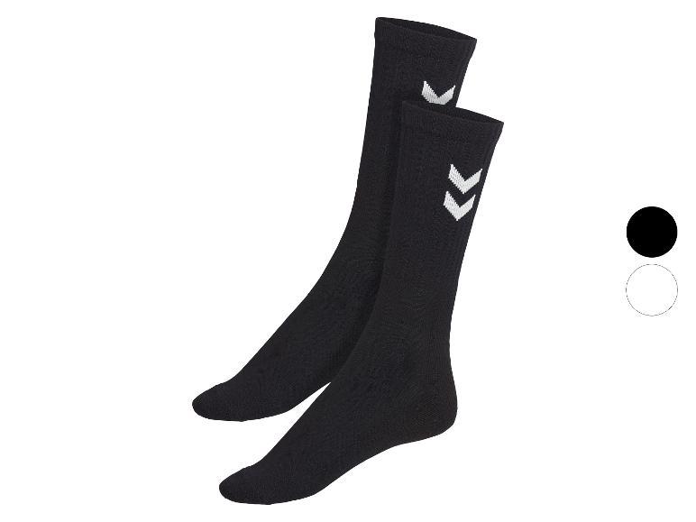 Twee paar zwarte Hummel sokken met wit logo.