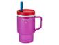 Roze kinderbeker met rood deksel, witte ring en blauw rietje.