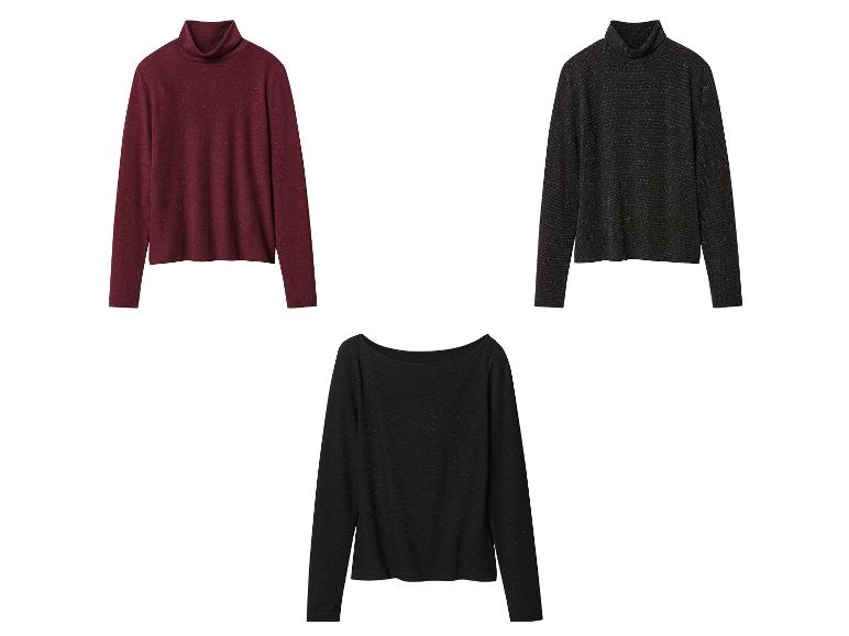Drie truien met lange mouwen: twee coltruien (bordeaux, zwart) en één boothals (zwart).