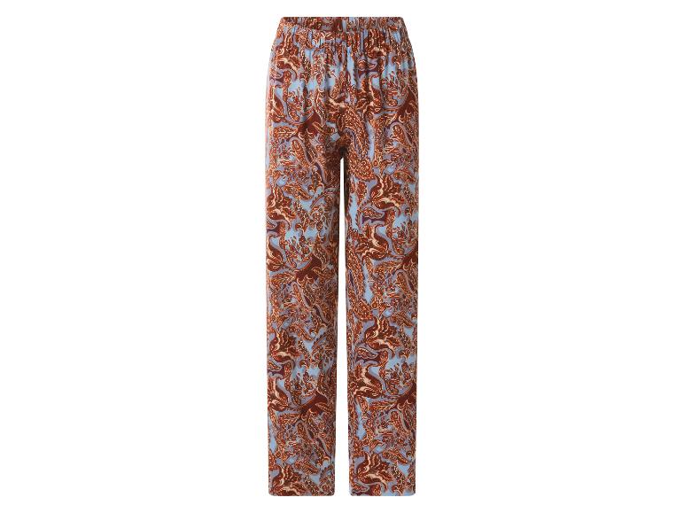 Dames wijde broek met blauw en bruin paisley patroon.