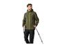 Man in groene softshell jas en zwarte broek met wandelstokken