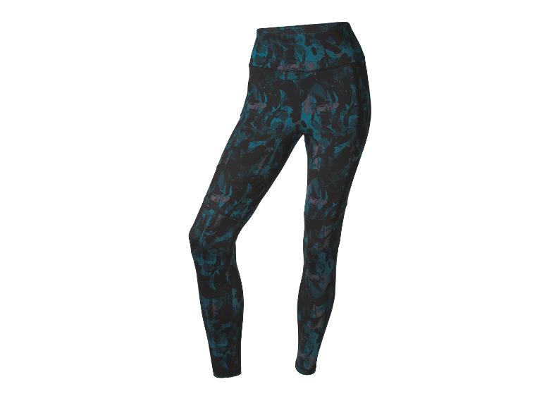 Donkere legging met een abstract patroon in blauw- en grijstinten.
