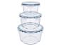 Gestapelde glazen opbergbakjes met klikdeksels