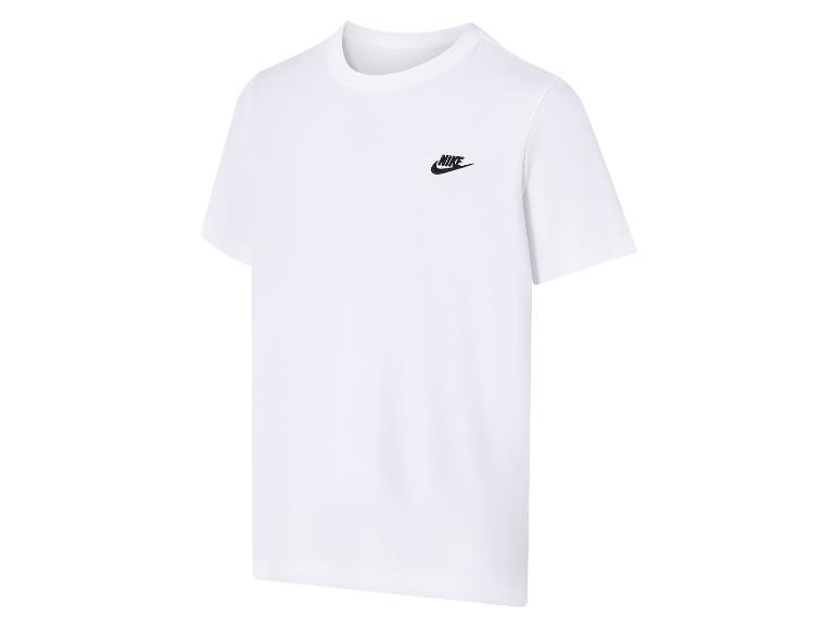 Wit T-shirt met korte mouwen en een klein zwart logo op de borst.
