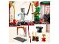 LEGO Ninjago set met twee ninja minifiguren die vechten en accessoires.