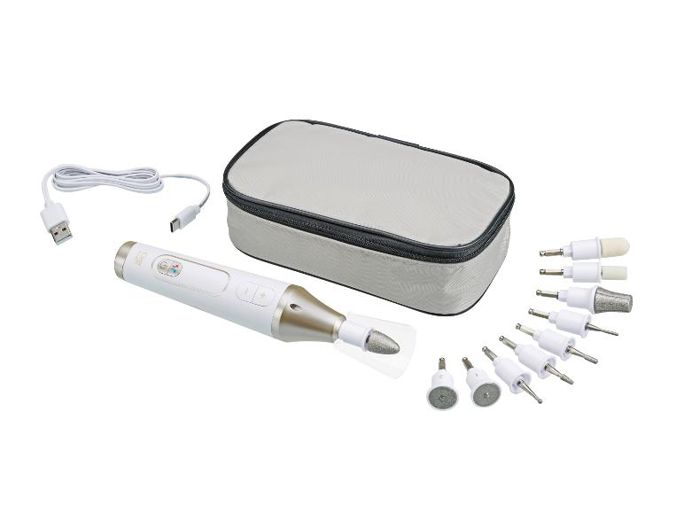 Manicure- en pedicureset met elektrische vijl, diverse opzetstukken en etui.