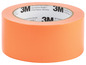Een rol oranje 3M tape.