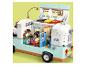 LEGO Friends set met camper, minipoppetje en kampeeraccessoires.