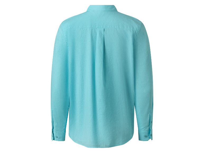 Lichtblauw heren overhemd met lange mouwen.